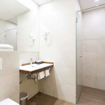 Πανσιόν Five Points Square - Center