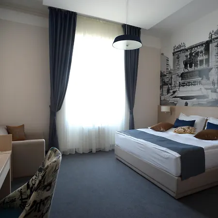 Five Points Square - Center 4* Βελιγράδι