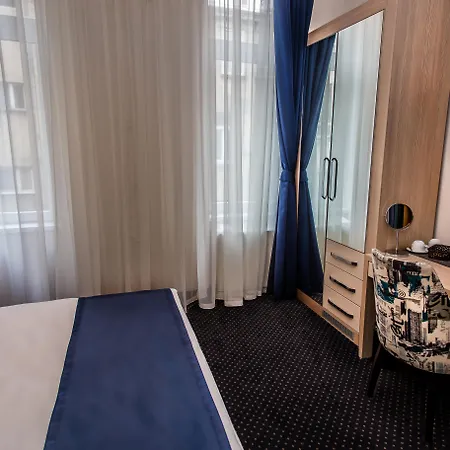 Five Points Square - Center Πανσιόν 4*