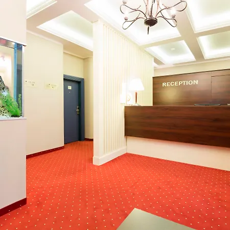 Five Points Square - Center 4* Βελιγράδι
