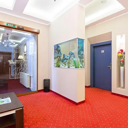 Five Points Square - Center Βελιγράδι