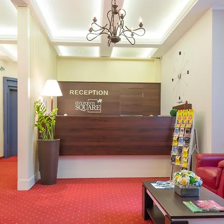 Five Points Square - Center