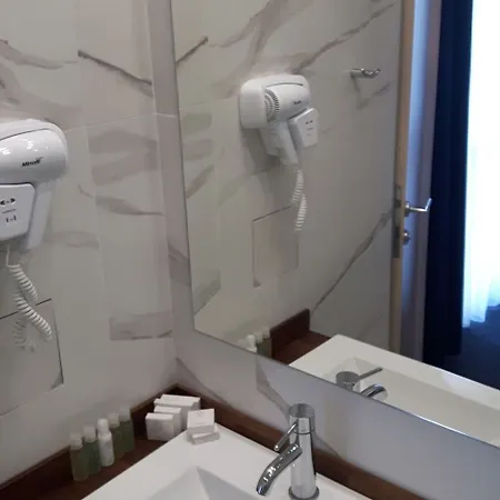 阿尔莫尼亚住宿加早餐旅馆 贝尔格莱德