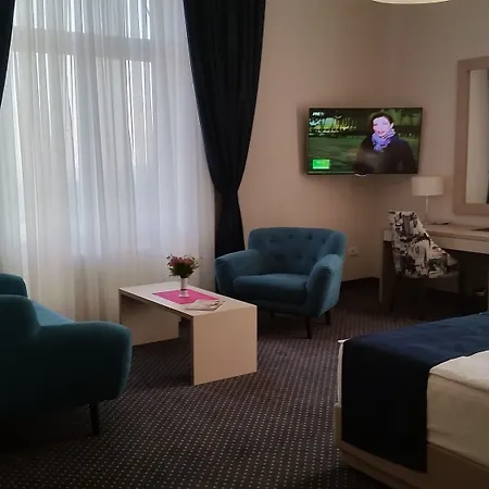 파이브 포인트 스퀘어 시티 센터 B&B 베오그라드