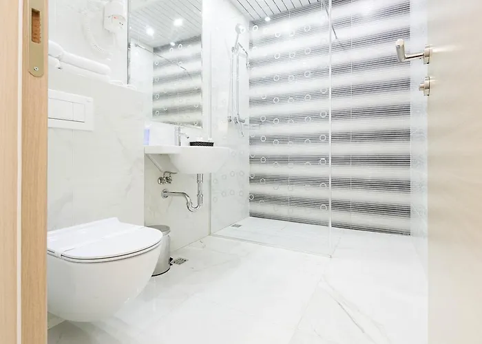 Pensjonat Five Points Square - Center Belgrad