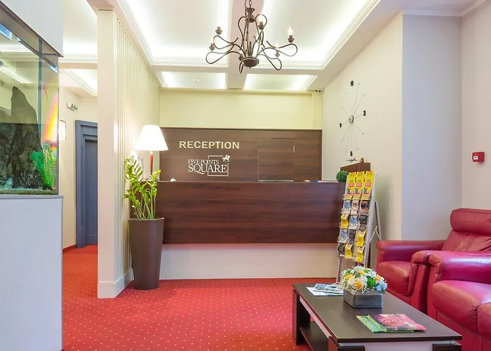 Five Points Square - Center